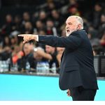 Anadolu Efes taraftarı önünde Kosner Baskonia ile karşılaşacak