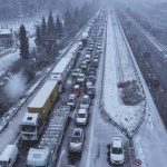 Anadolu Otoyolu Ankara yönü, tır kazası nedeniyle kilitlendi