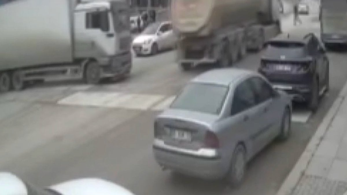 Ankara’da hafriyat kamyonunun üzerinden geçtiği kadın yaşamını yitirdi