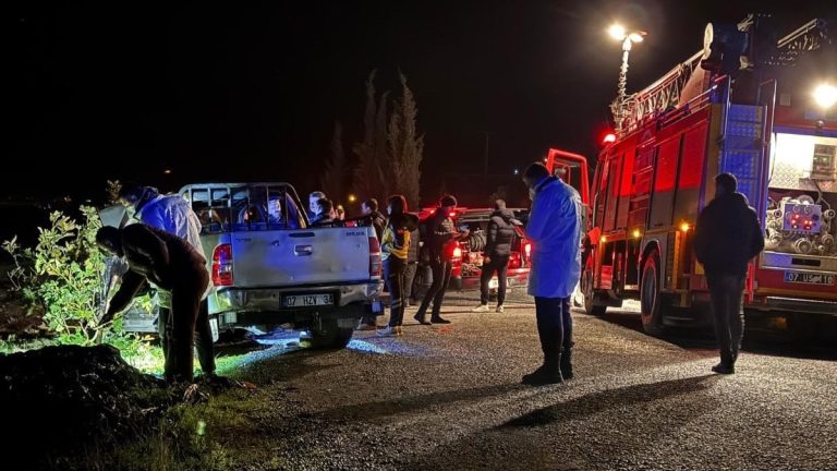 Antalya’da araç içinde yanmış ceset bulundu