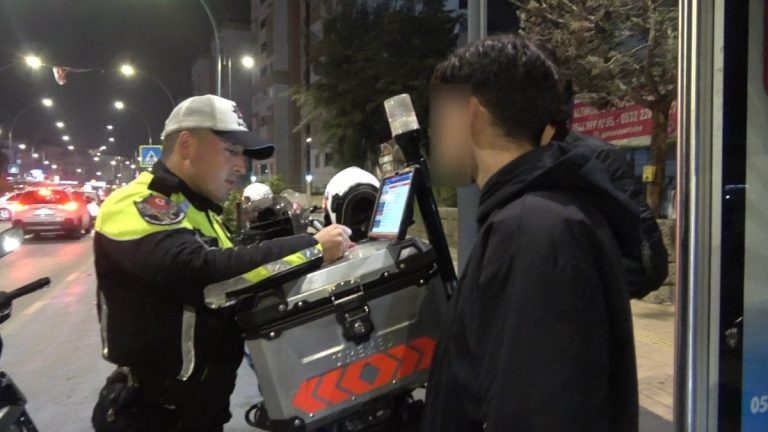 Antalya’da ehliyet yetersizliği gerekçesiyle ceza yiyen üniversite öğrencisi sitem etti