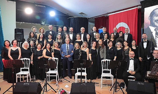 ASEV TSM Korosu Şekip Ayhan Özışık Eserleriyle Sahne Aldı