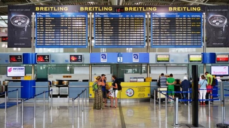 Atina’da ‘utanç veren’ havacılık krizi istifa getirdi