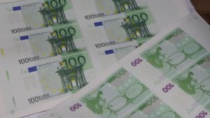 Avrupa’da ‘euro/dolar’ alarmı