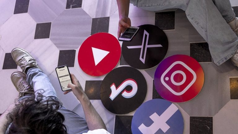 Avustralya’da 16 yaş altına ait 550 bin sosyal medya hesabı kapatıldı