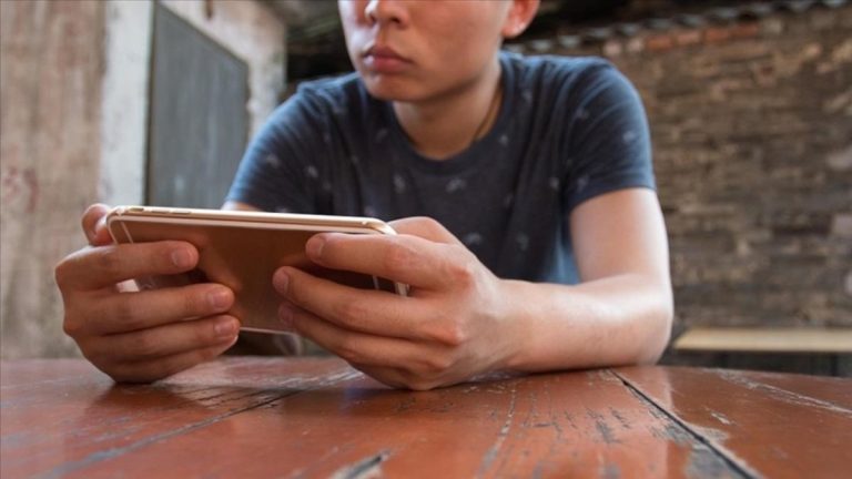 Avustralya’da 16 yaşın altına sosyal medya yasağı: 4 milyon 700 bin hesap kapatıldı