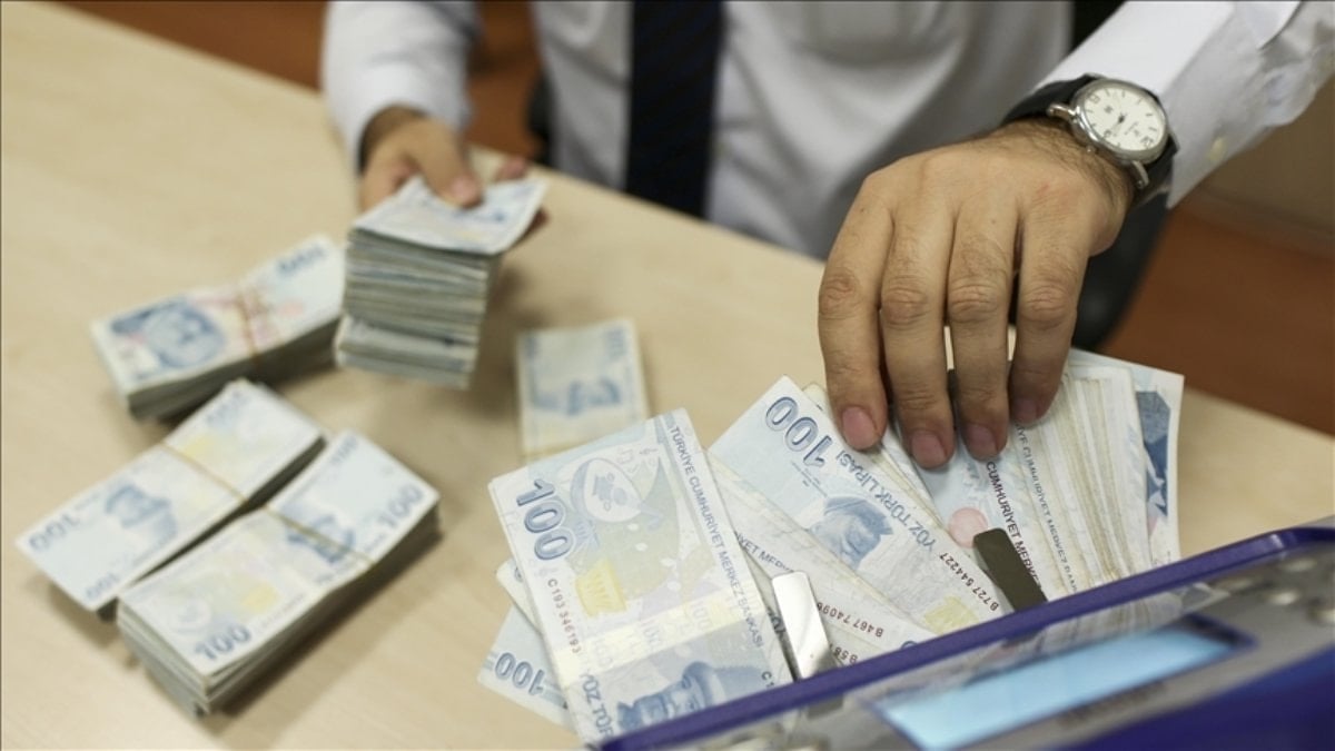 Bankacılık sektöründeki mevduat düşüşü: 514 milyar lira azaldı