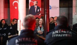 Başkan Vekili Büşra Özdemir 2026 yılını itfaiye personeli ile karşıladı
