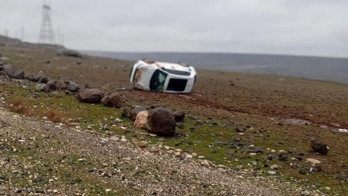Batman’da otomobil takla attı: Sürücü yara almadan kurtuldu
