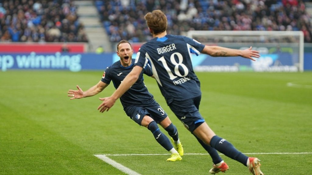 Bayer Leverkusen, Hoffenheim’a boyun eğdi