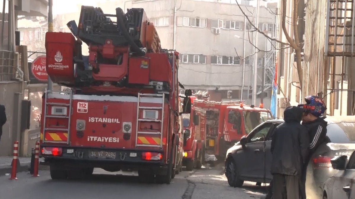 Bayrampaşa Kaymakamlığı’nda korkutan yangın