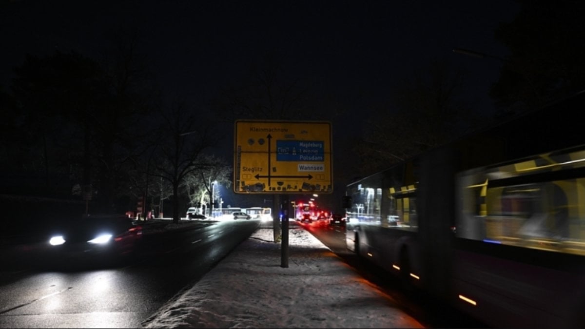 Berlin’de elektrik şebekesine sabotaj yapanları ihbar edene ödül verilecek