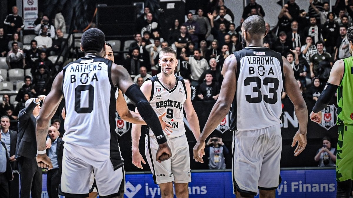 Beşiktaş’ta hedef 3 kulvarda şampiyonluk