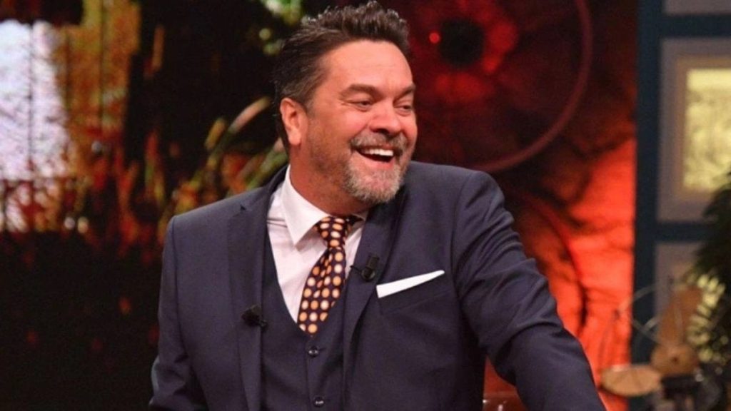 Beyaz’la Joker programında müjdeyi verdi: Beyazıt Öztürk’ten “Beyaz Show” açıklaması…