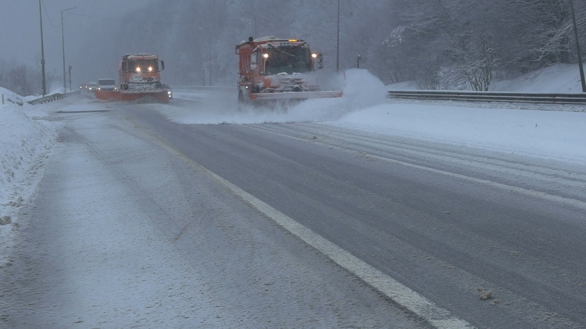 Bolu Dağı’nda kar yağışı etkili oluyor