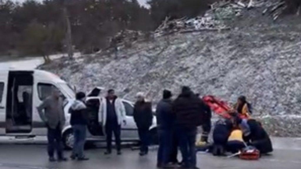 Bolu’da buzlanma kaza getirdi