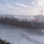 Bozcaada açıklarında ham petrol tankeri karaya oturdu