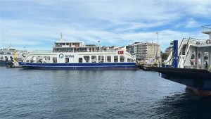 Bozcaada ve Gökçeada’ya hafta sonu tüm feribot seferleri iptal edildi