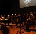 Bu koro kulakların pasını sildi