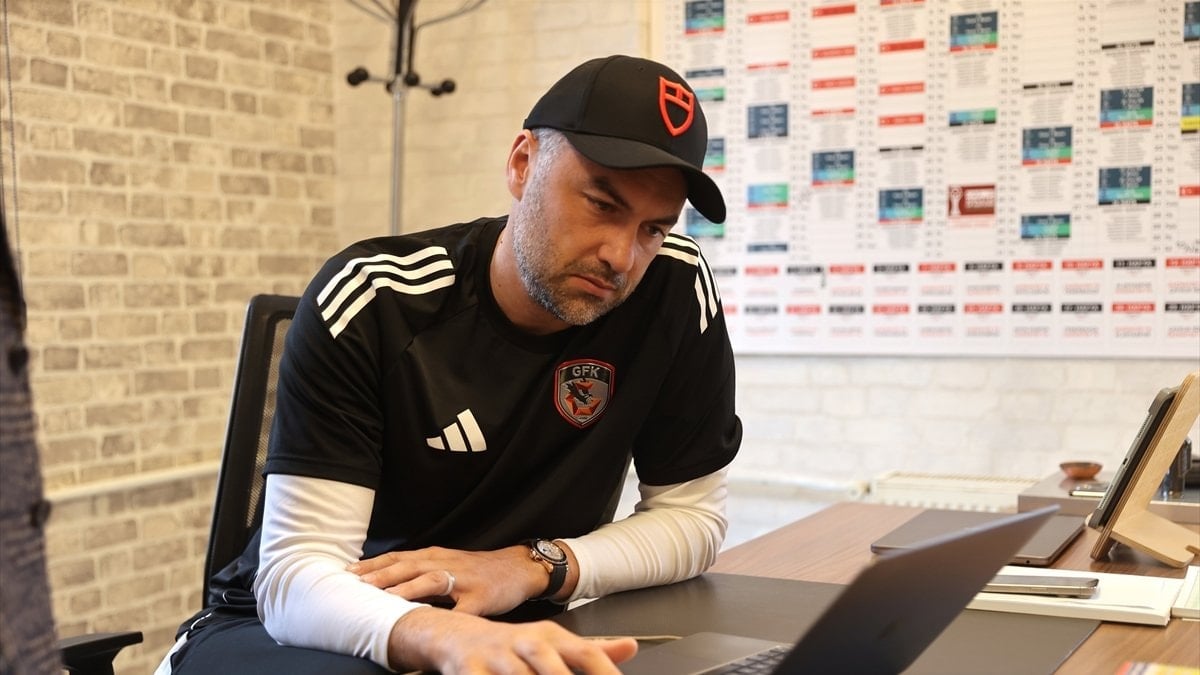 Burak Yılmaz, AA’nın “Yılın Kareleri” oylamasına katıldı