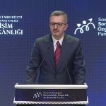 Burhanettin Duran: Sanal kumar tehlikesine karşı bütün bireylerimiz risk altındadır