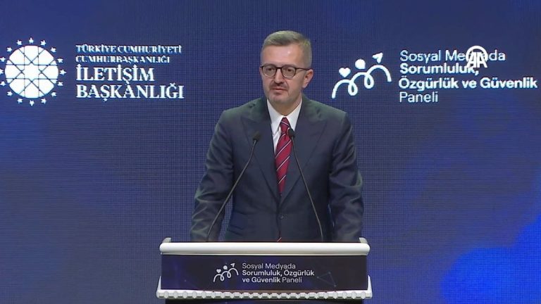 Burhanettin Duran: Sanal kumar tehlikesine karşı bütün bireylerimiz risk altındadır