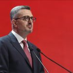 Burhanettin Duran’dan Özgür Özel’e tepki: Söylemle üslup çelişiyor