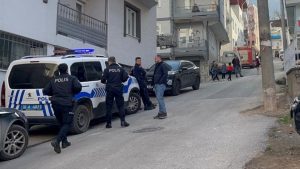 Bursa’da ablasını bıçakla yaralayan kişi yakalandı