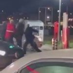 Bursa’da akaryakıt istasyonunda yumruklu kavga