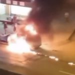 Bursa’da park halindeki araç alevlere teslim oldu