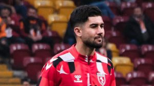 Bursaspor, Soner Aydoğdu’yu renklerine bağladı