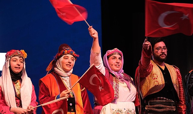 Büyükakın: “Sizler sadece öğrenci değil, gönül elçilerimizsiniz”