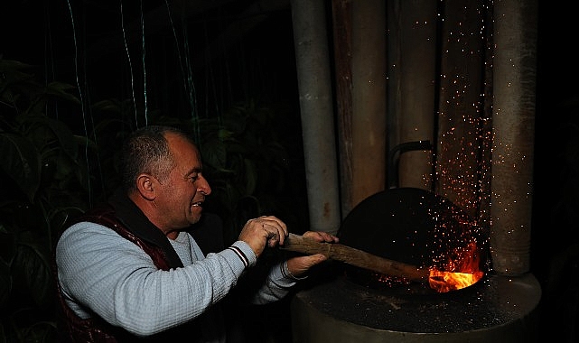 Büyükşehir’in dijital sensörleri ile seralar cep telefonları ile izleniyor