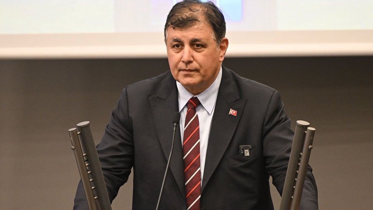 CHP’li Cemil Tugay, İzmir’deki su krizini camilere bağladı