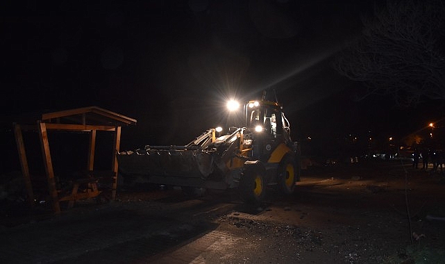 Dalgalar Çekildi, Temizlik Başladı