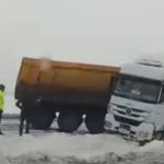 Diyarbakır’da kar yağışı kaza getirdi