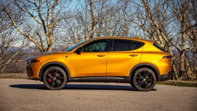 Dodge, 2023 yılında piyasaya sürdüğü  Hornet modelinin üretimini durdurdu