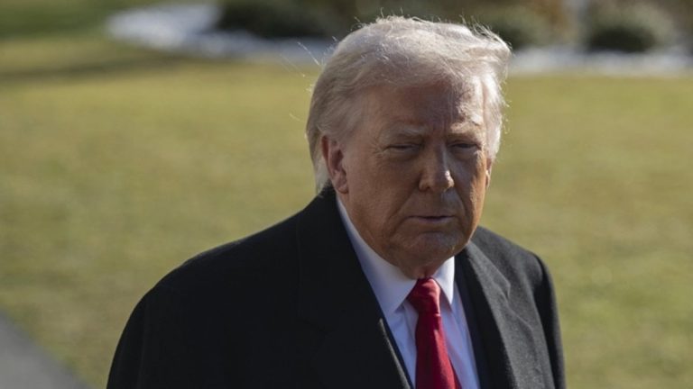 Donald Trump’tan Grönland mesajı: Biz yapmazsak Rusya veya Çin yapacak