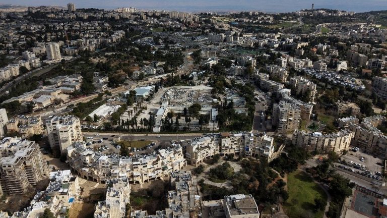 Endonezya ve Malezya, İsrail’in UNRWA tesislerini yıkmasını kınadı