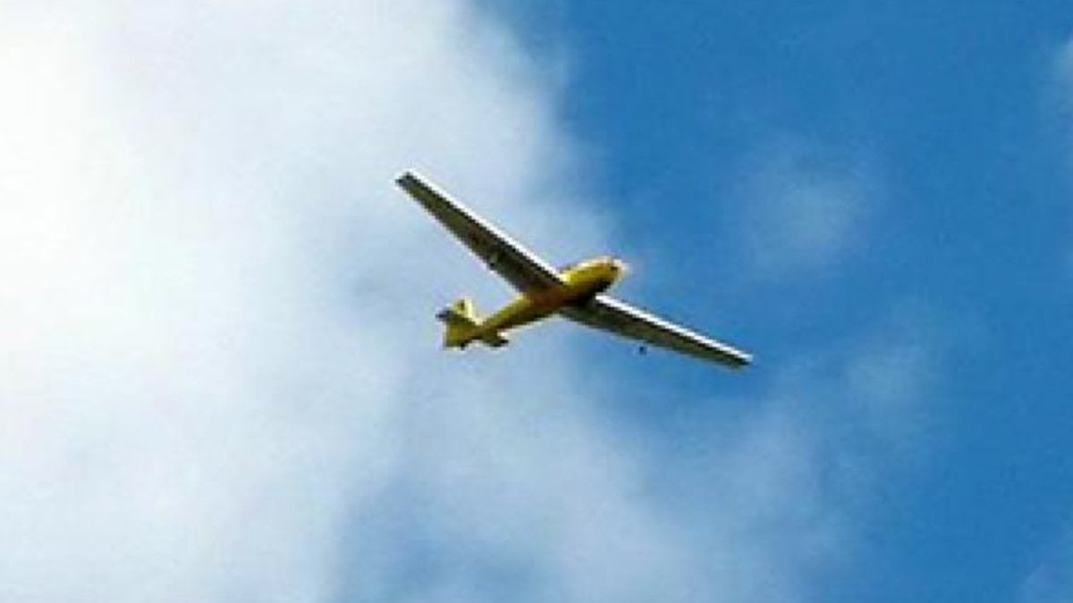 Endonezya’da içinde 10 kişinin bulunduğu uçak kayboldu