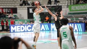Erokspor, Bursaspor Basketbol deplasmanında kazandı