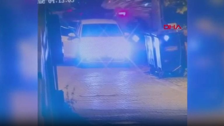 Fenerbahçe tribün lideri İbrahim Gümüştekin’e yönelik silahlı saldırı kamerada