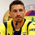 Fenerbahçeli futbolculardan Mert Hakan’a ziyaret