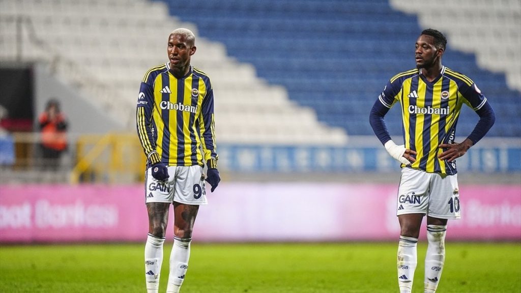 Fenerbahçe’nin Alanyaspor maçı kamp kadrosu belli oldu