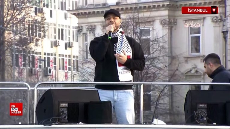 Galata Köprüsü’nde Filistin yürüyüşü: Maher Zain’den destek geldi