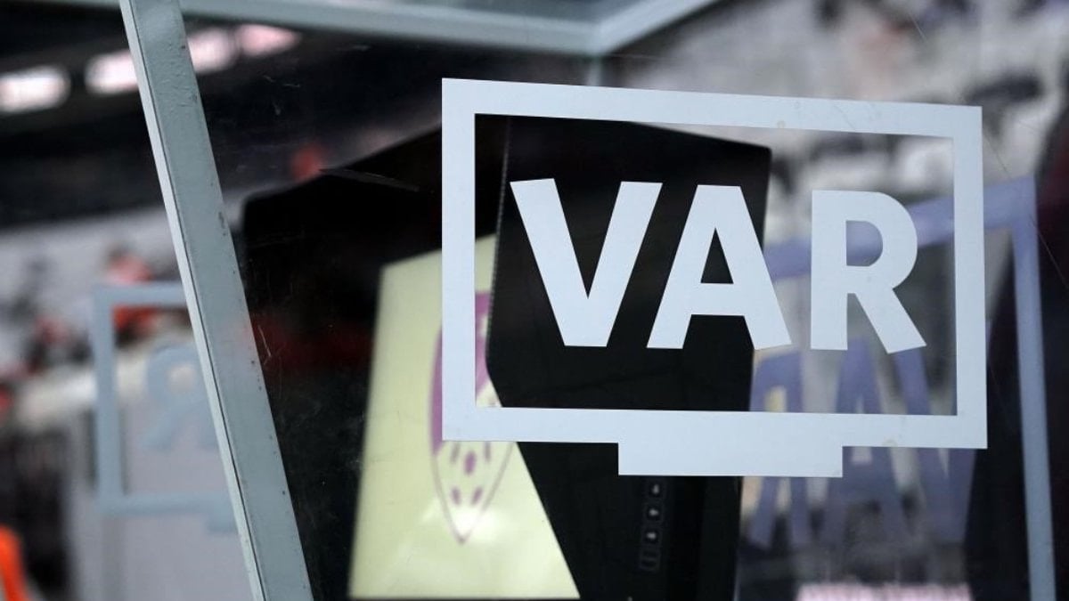 Galatasaray – Fenerbahçe derbisinin VAR hakemi belli oldu