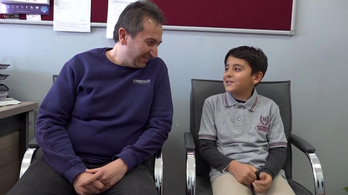 Gaziantep’te nefes borusuna yemek kaçan öğrencisini Heimlich manevrasıyla kurtardı