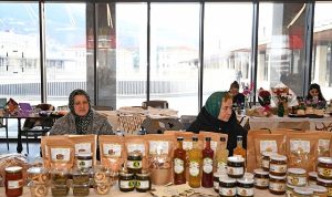 Girişimci Kadınların El Emeği Osmangazi Meydanı’nda Buluştu