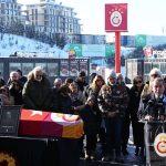 Gökmen Özdenak için stadyumda tören yapıldı