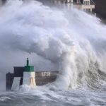 Goretti Fırtınası Fransa ve İngiltere’de hayatı felç etti